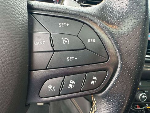 Used 2025 Dodge Durango R/T AWD/4WD image 21