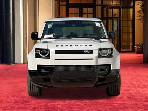 New 2026 Land Rover Defender 110 X-Dynamic SE AWD/4WD image 6