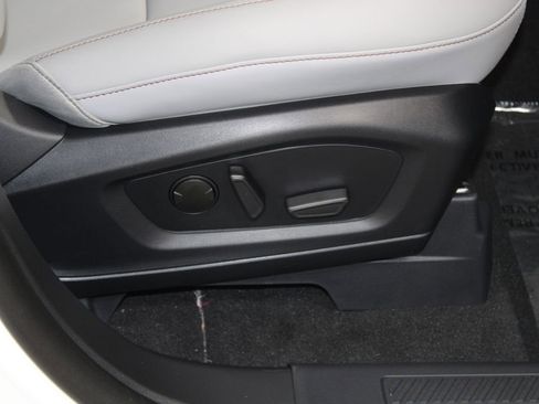 New 2026 Ford Explorer Active RWD image 28