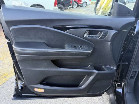 Used 2021 Honda Passport Touring image 14