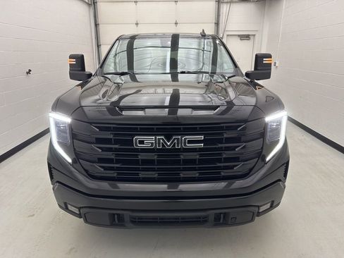 Used 2022 GMC Sierra 1500 Elevation w/ Max Trailering Package image 2