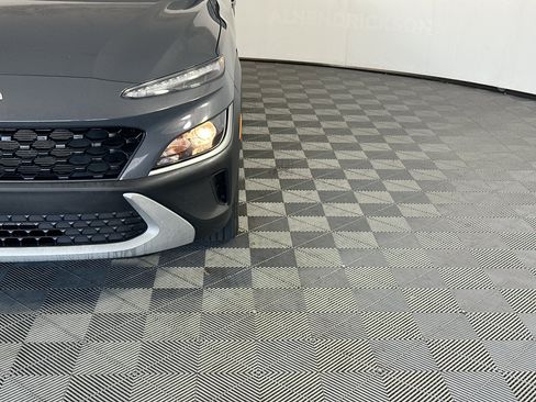 Used 2023 Hyundai Kona SEL FWD image 9