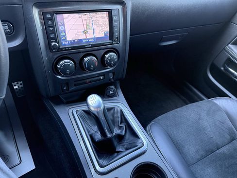 Used 2009 Dodge Challenger SRT8 w/ SRT Option Group II RWD image 42