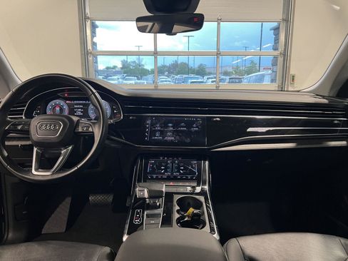 Used 2023 Audi Q8 Premium Plus w/ Premium Plus Package AWD/4WD image 16