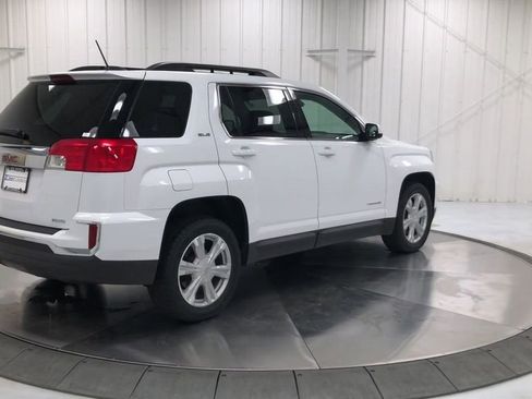 Used 2017 GMC Terrain SLE w/ Convenience Package image 8