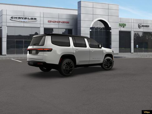New 2026 Jeep Grand Wagoneer Summit image 7