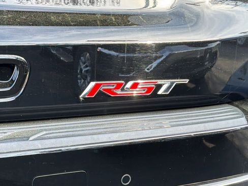 Used 2022 Chevrolet Tahoe RST w/ Luxury Package image 27