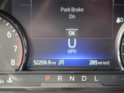 Used 2023 Ford Explorer XLT w/ Equipment Group 202A AWD/4WD image 13