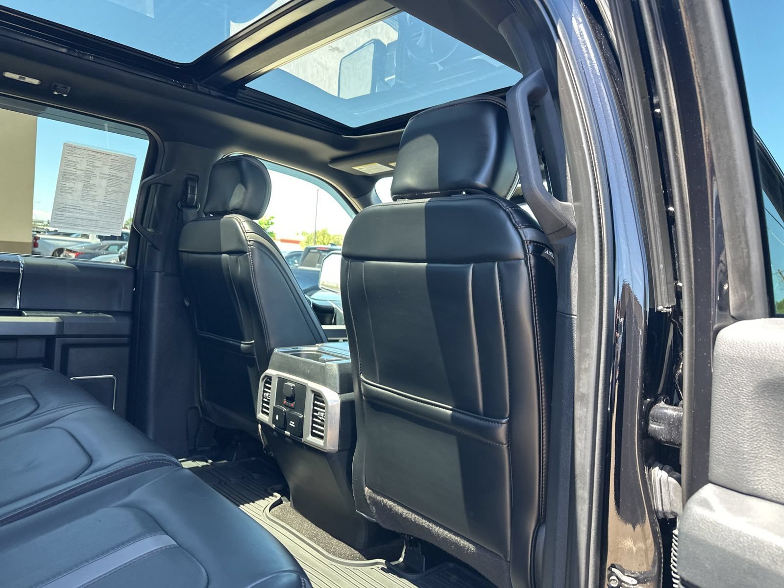 Used 2020 Ford F150 Platinum w/ Equipment Group 701A Luxury AWD/4WD image 36