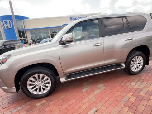 Used 2023 Lexus GX 460 Premium AWD/4WD image 6