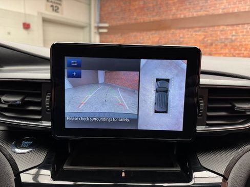 Used 2022 Ford Explorer ST-Line image 21