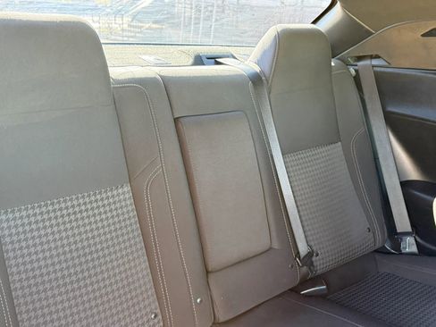 Used 2018 Dodge Challenger SXT w/ Driver Convenience Group image 21