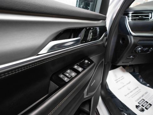 Used 2023 Jeep Wagoneer Series II image 7