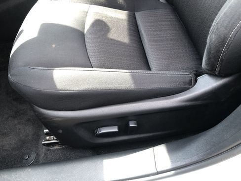 Used 2025 Nissan Altima 2.5 SV image 15