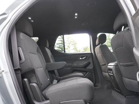 Used 2023 Chevrolet Traverse LT w/ LPO, Floor Liner Package image 39