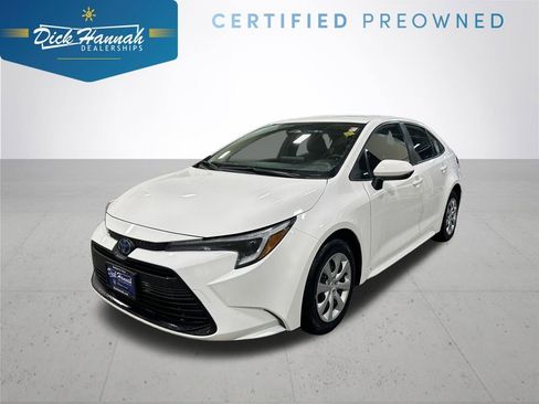 Certified 2024 Toyota Corolla LE image 1