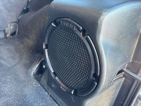 Used 2012 Jeep Wrangler Unlimited Rubicon w/ Connectivity Group image 44