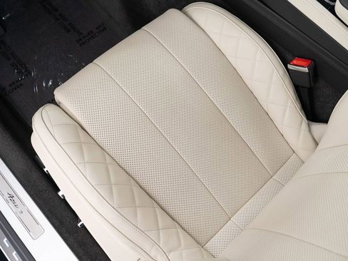 Used 2023 Bentley Continental GT Azure AWD/4WD image 19