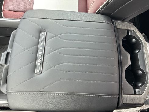 New 2026 RAM 2500 Limited AWD/4WD image 28
