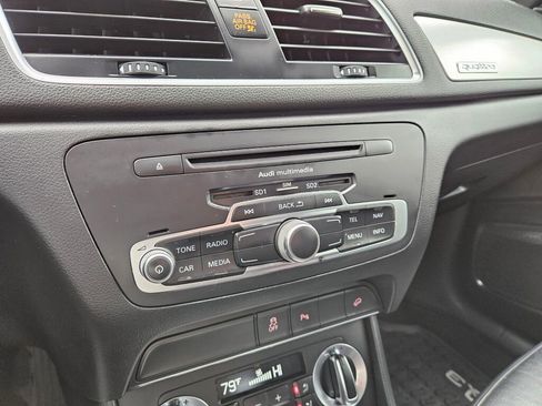 Used 2015 Audi Q3 2.0T Prestige image 22