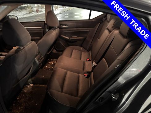 Used 2019 Nissan Altima 2.5 SV image 9