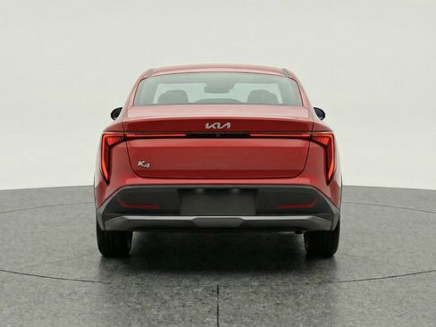 Used 2025 Kia K4 LXS image 7