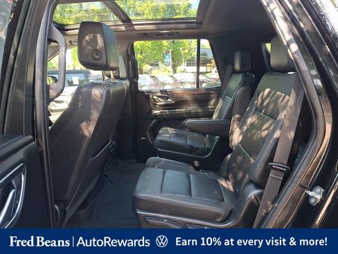 Used 2023 Chevrolet Tahoe LT w/ Luxury Package AWD/4WD image 15