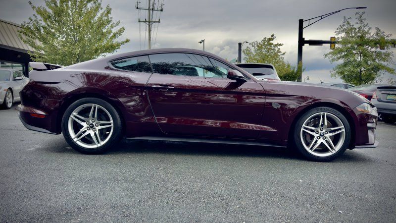 Used 2018 Ford Mustang GT Premium w/ GT Performance Package RWD image 8