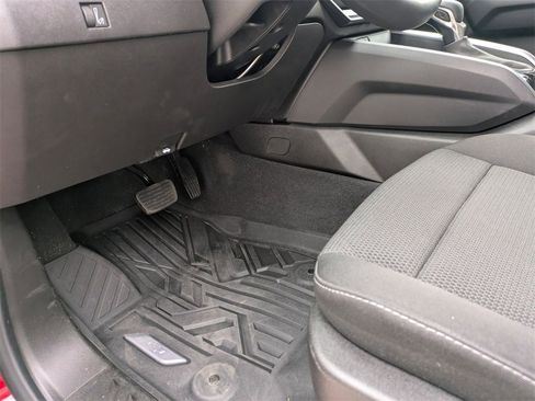 Certified 2024 Chevrolet Colorado LT w/ LT Convenience Package II image 16