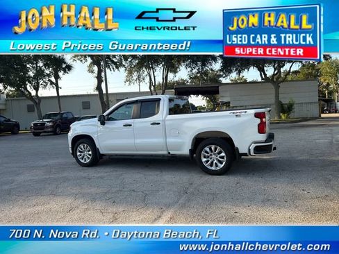 Used 2019 Chevrolet Silverado 1500 Custom w/ Custom Value Package AWD/4WD image 6