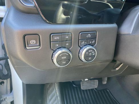 Certified 2025 GMC Sierra 1500 Elevation w/ Preferred Package AWD/4WD image 27