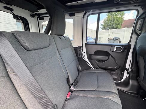 New 2026 Jeep Wrangler Unlimited Sport AWD/4WD image 21