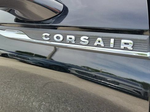 Certified 2025 Lincoln Corsair FWD image 11