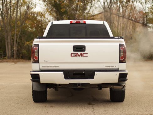 Used 2018 GMC Sierra 1500 Denali image 6