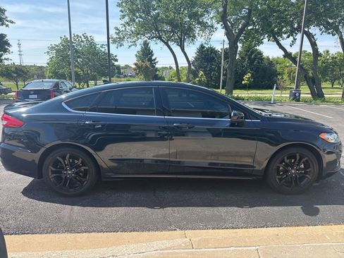 Used 2020 Ford Fusion SE w/ Equipment Group 151A FWD image 6