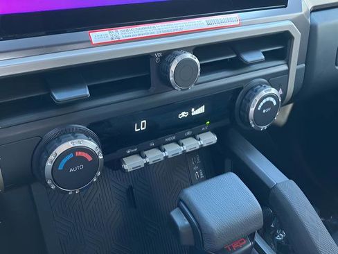 New 2026 Toyota Tacoma TRD Off-Road AWD/4WD image 31