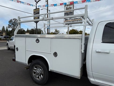 Used 2021 RAM 3500 Big Horn image 10