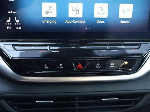 Used 2021 Volkswagen ID.4 Pro S w/ Gradient Package image 19
