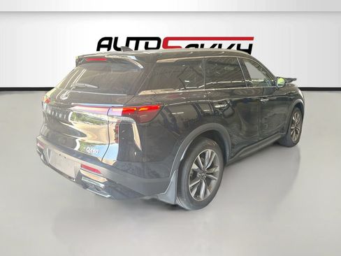 Used 2025 INFINITI QX60 Luxe FWD image 7
