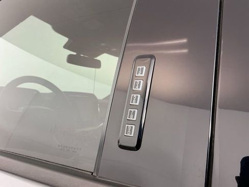 Used 2021 Ford F150 Lariat w/ Equipment Group 502A High AWD/4WD image 13