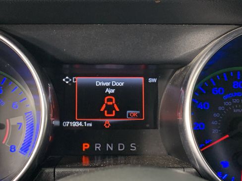 Used 2021 Ford Mustang Premium RWD image 24