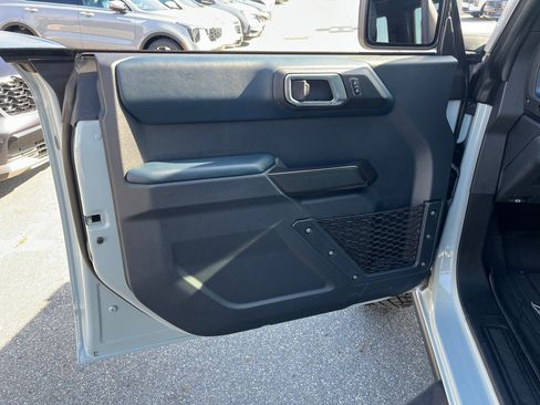 Used 2024 Ford Bronco Heritage Edition image 16