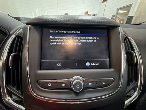 Certified 2019 Chevrolet Cruze LT w/ LT True North Edition image 18