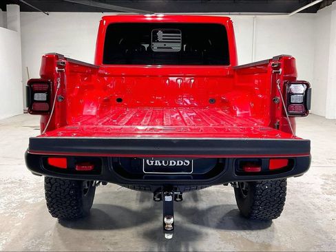 Used 2020 Jeep Gladiator Rubicon w/ Dual Top Group AWD/4WD image 34