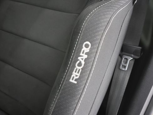 Used 2018 Ford Mustang Shelby GT350 w/ Electronics Package image 33