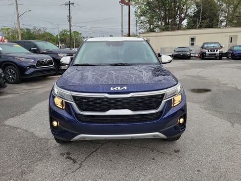 Used 2023 Kia Seltos S w/ Navigation Package image 5