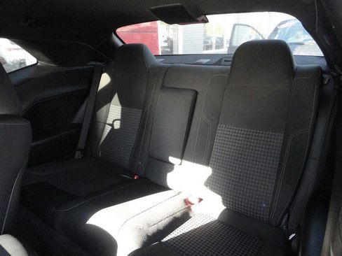 Used 2016 Dodge Challenger SXT image 12