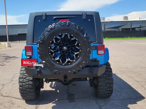 Used 2015 Jeep Wrangler Unlimited Sport w/ Quick Order Package 24S AWD/4WD image 10