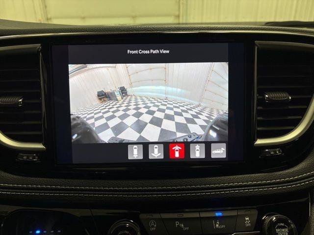 New 2026 Chrysler Pacifica Select w/ S Appearance Package AWD/4WD image 22