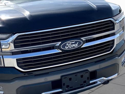 Certified 2025 Ford F150 King Ranch AWD/4WD image 31